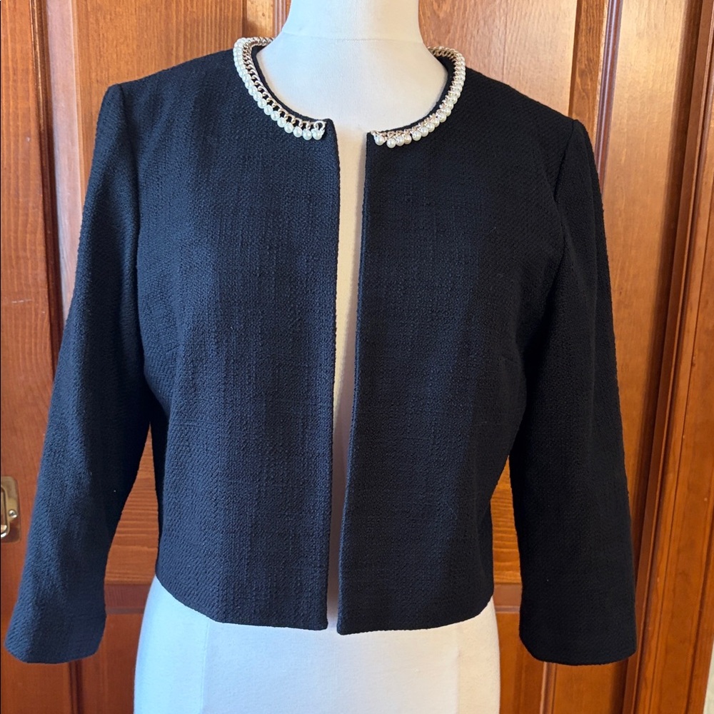 Karl Lagerfeld Black Blazer with Embellished Pearl Collar. Women’s Size Large